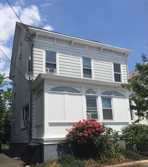 55 Guilden 5 bedroom legal for 9 Occupants - Image 1